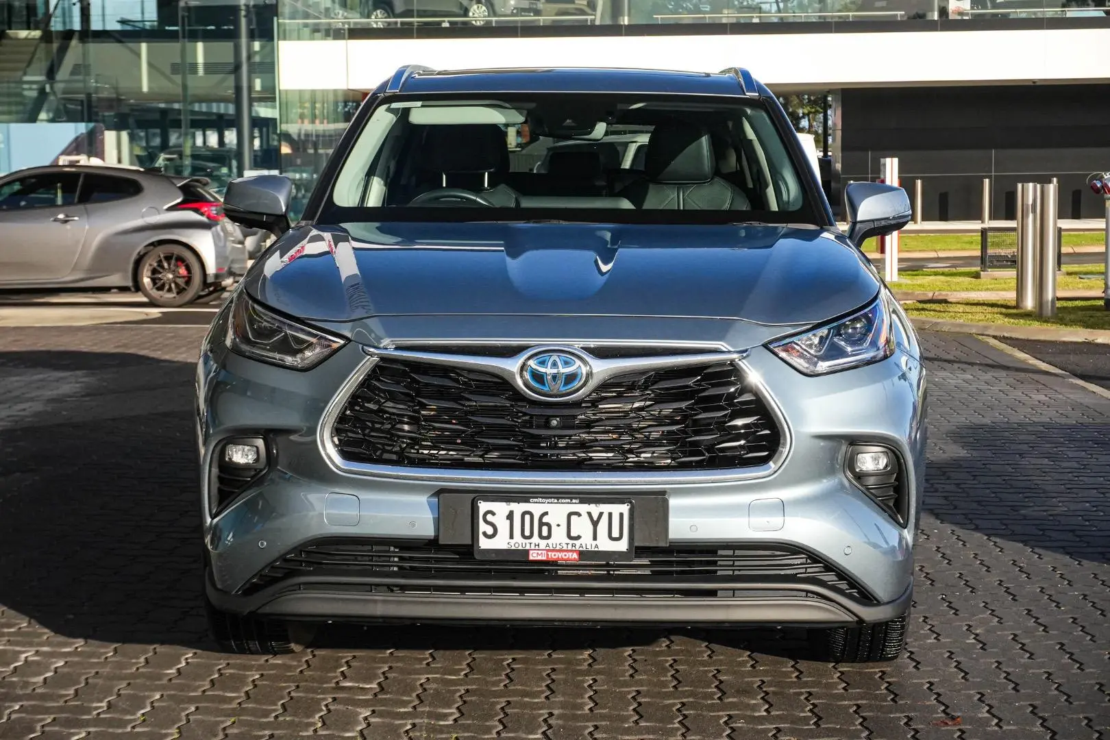 2023 Toyota Kluger Gallery Image 5