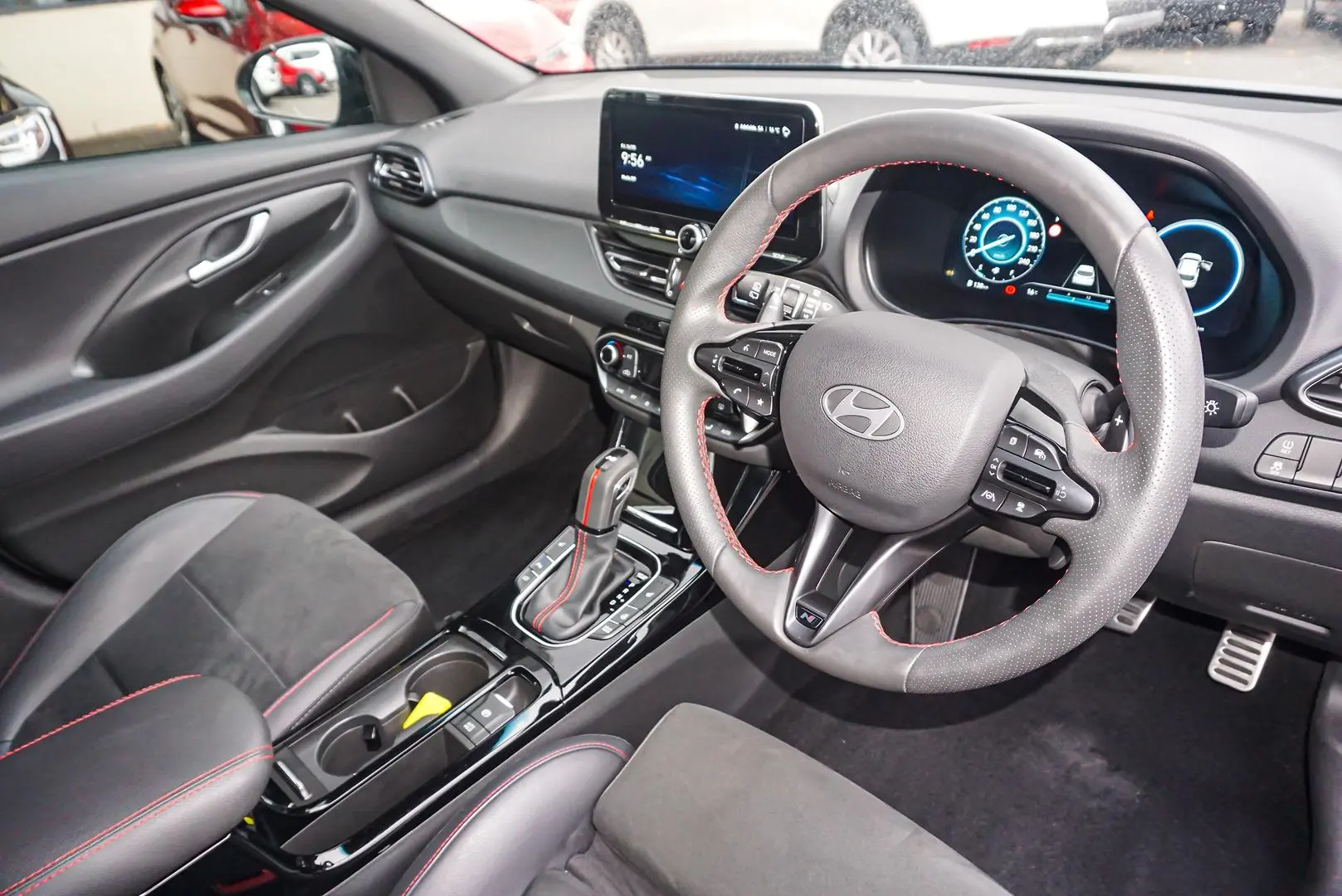 2024 Hyundai i30 Gallery Image 7