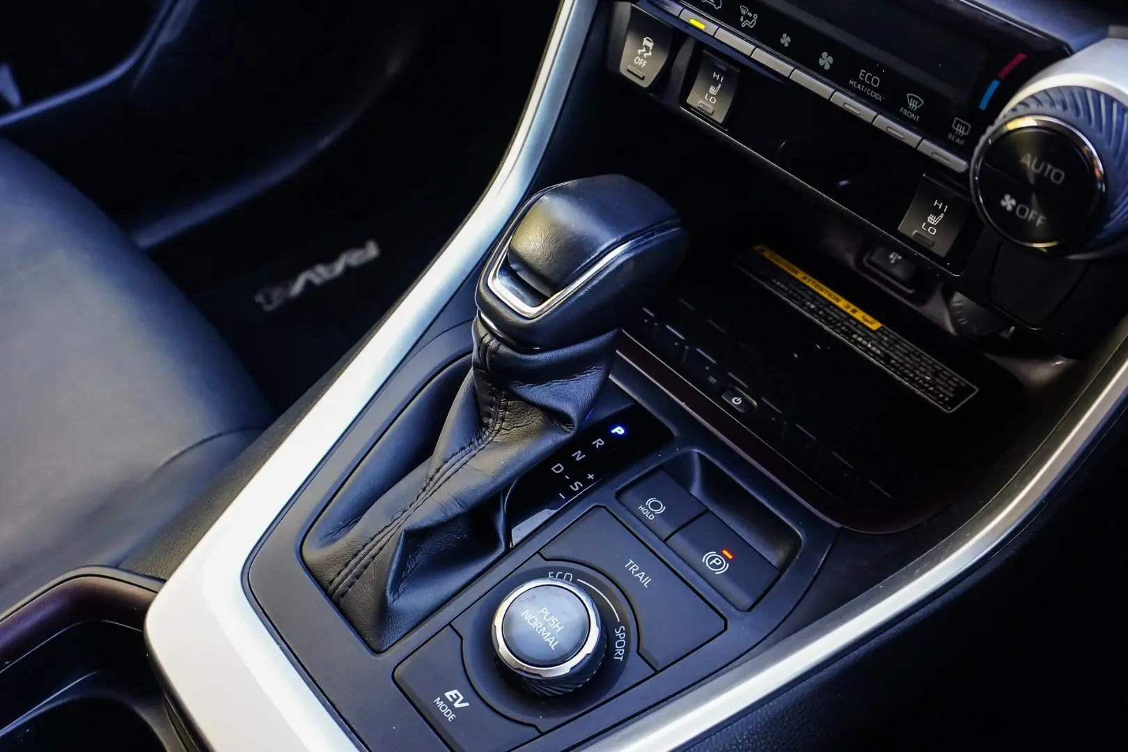 2021 Toyota RAV4 Gallery Image 20