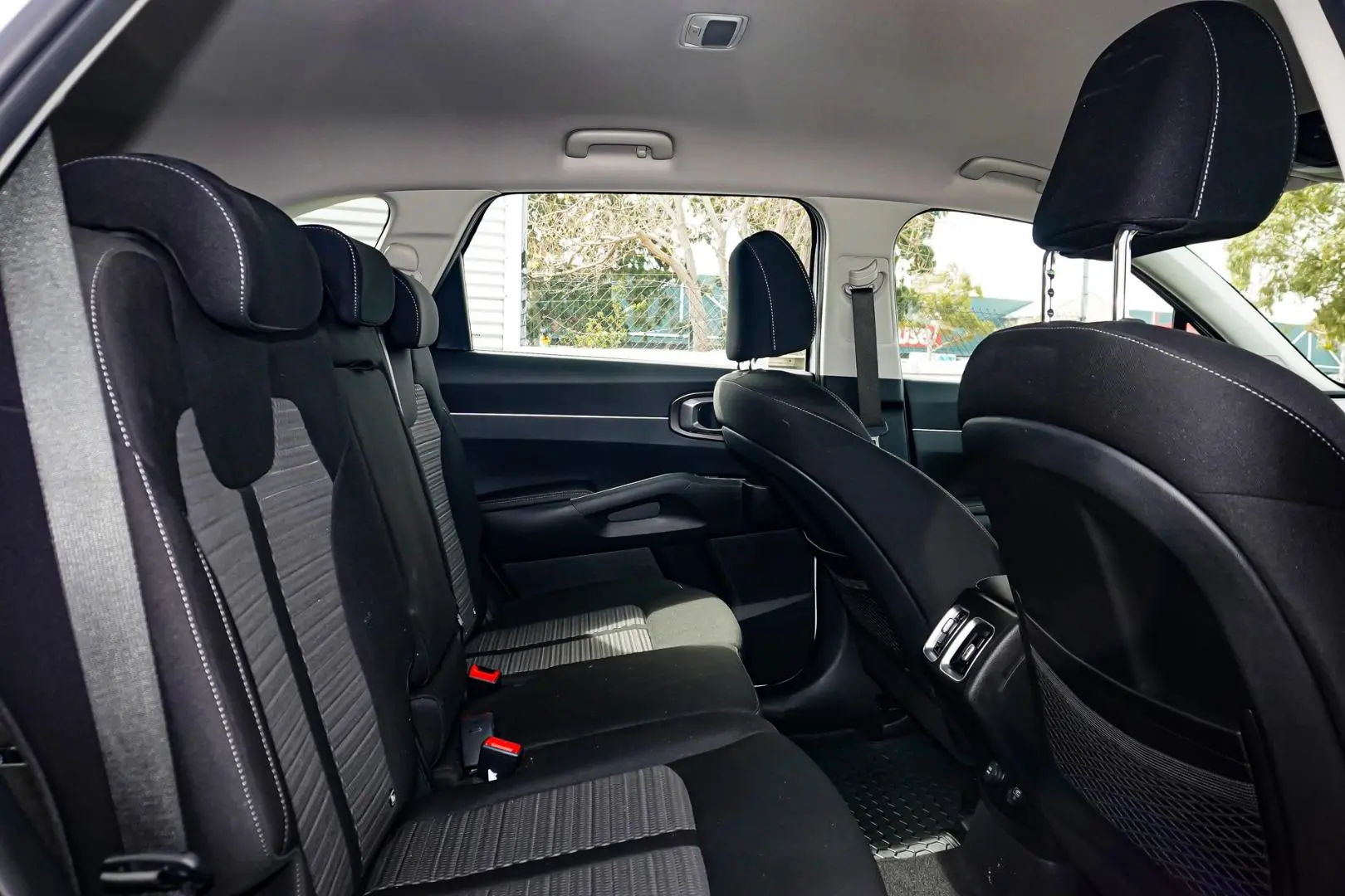 2022 Kia Sorento Gallery Image 8