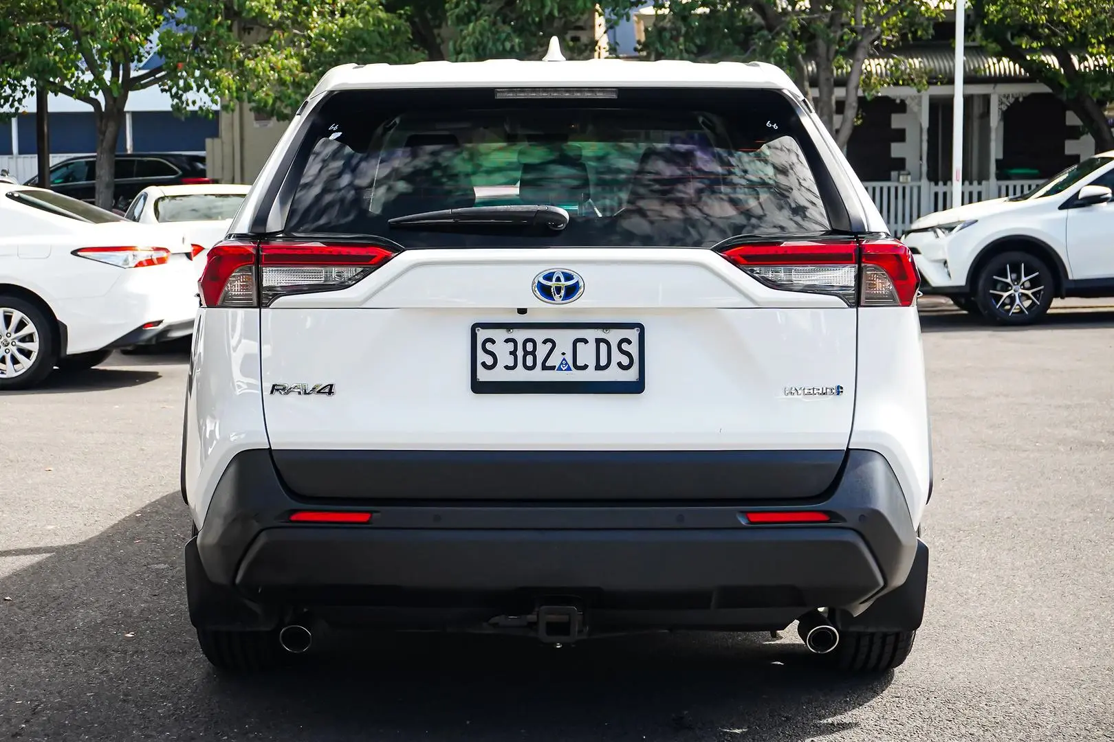 2020 Toyota RAV4 Gallery Image 5