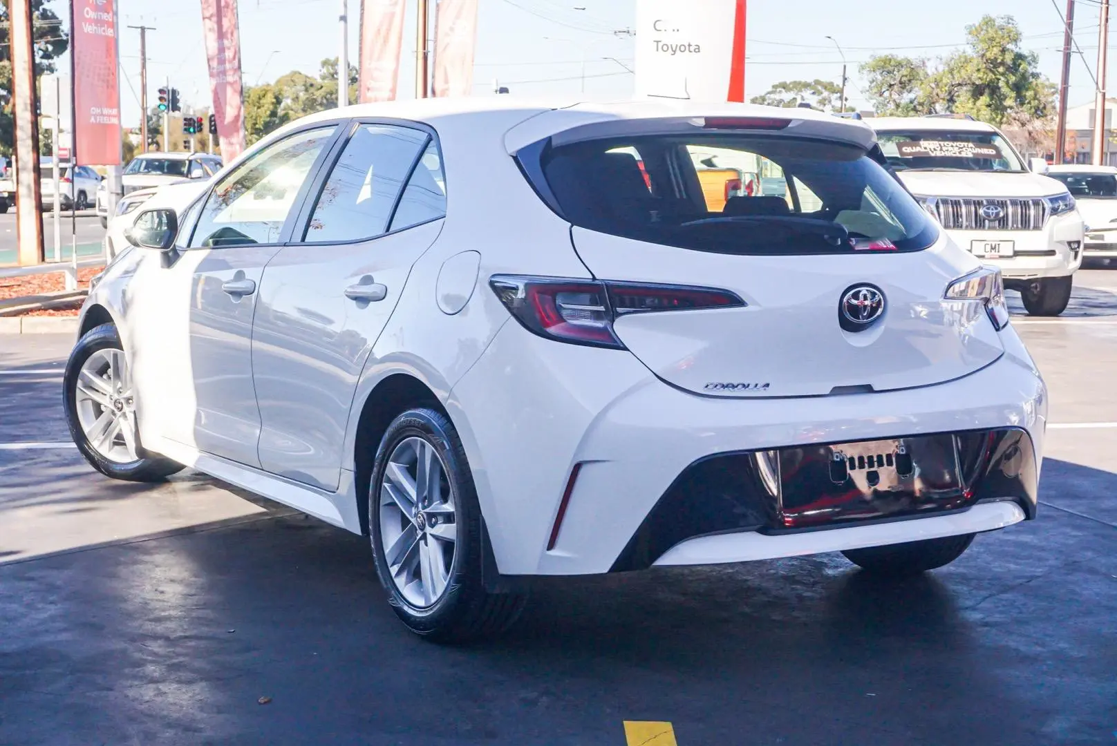 2021 Toyota Corolla Gallery Image 2