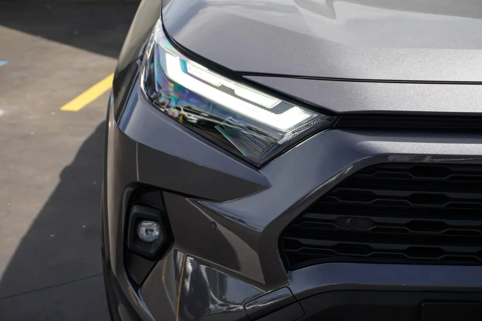 2025 Toyota RAV4 Gallery Image 13