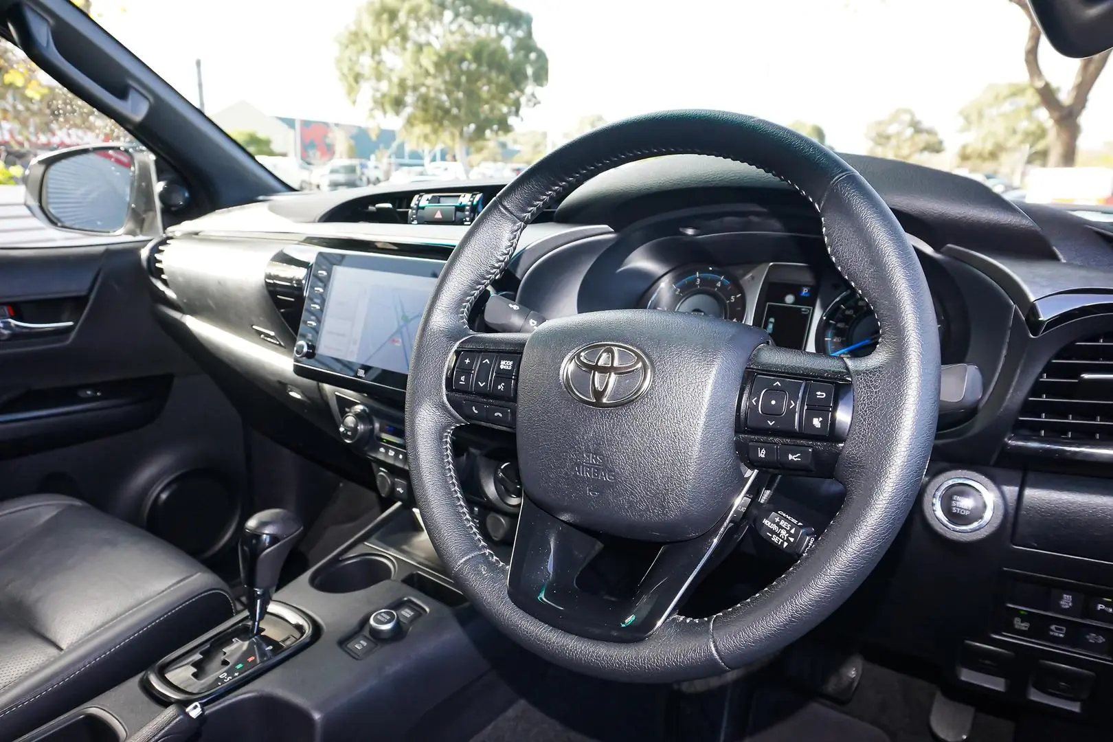 2024 Toyota Hilux Gallery Image 7