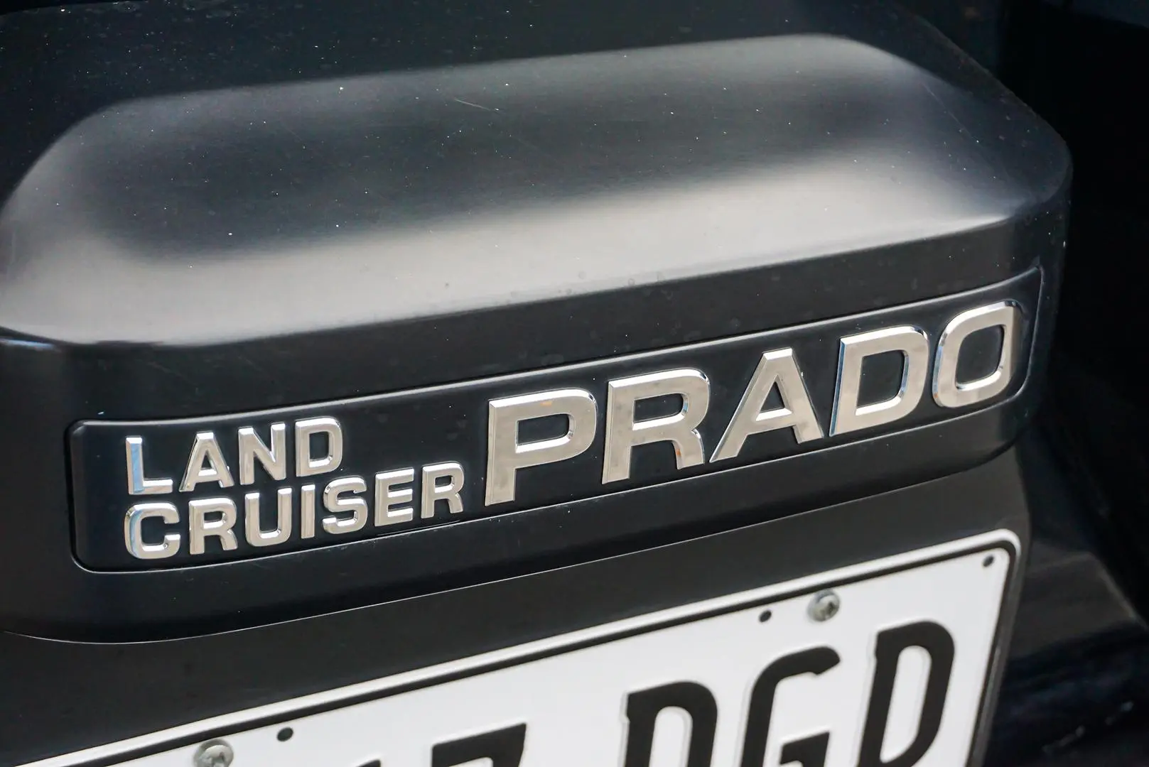 2021 Toyota Landcruiser Prado Gallery Image 11