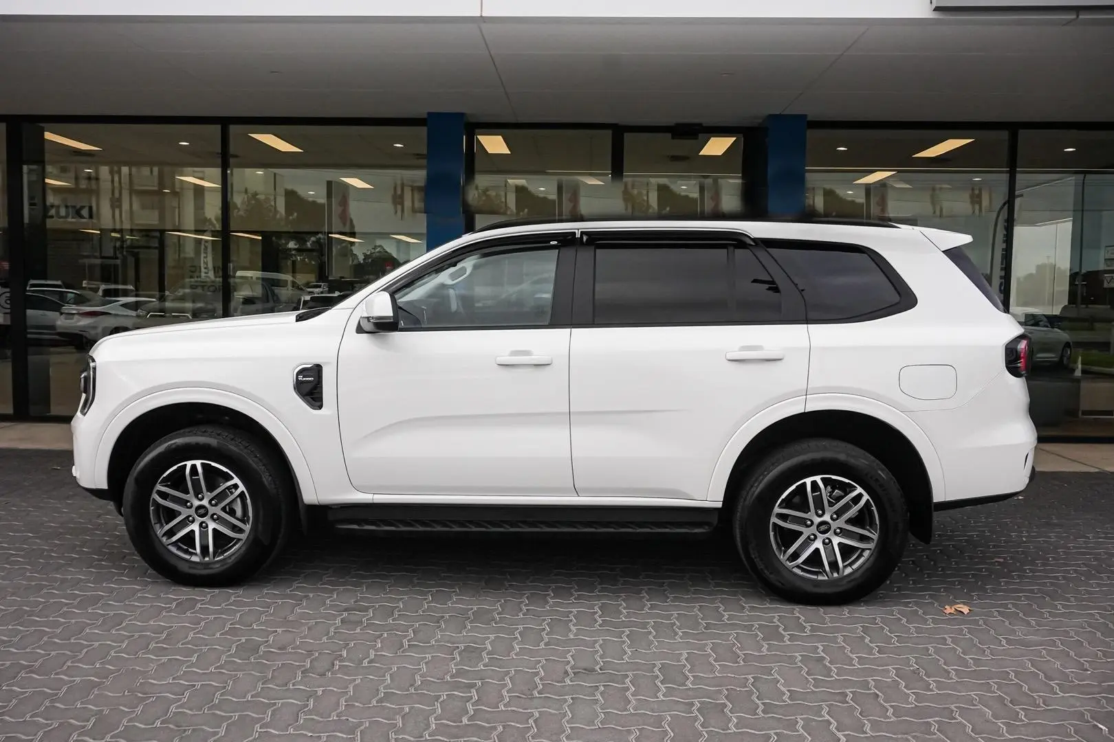 2024 Ford Everest Gallery Image 4