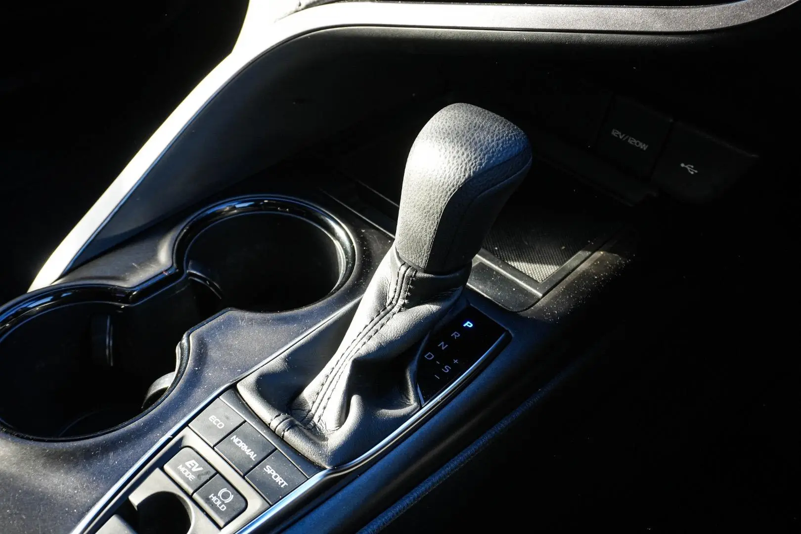 2022 Toyota Camry Gallery Image 19