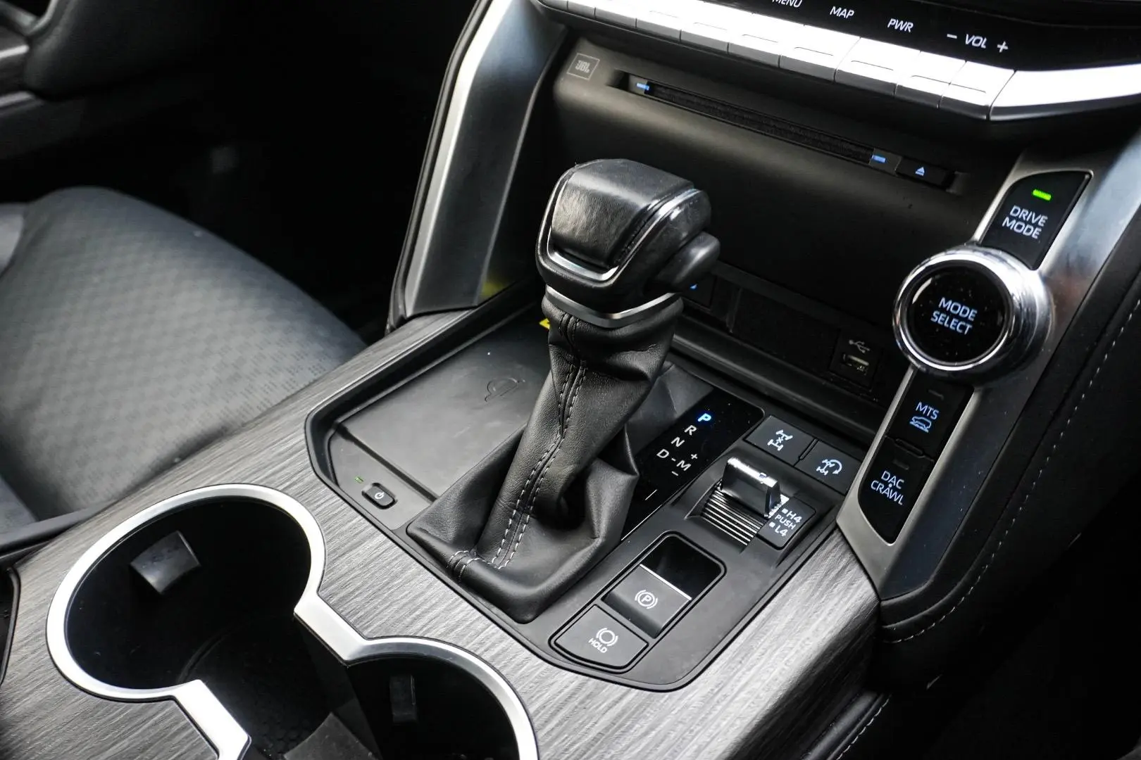 2022 Toyota Landcruiser Gallery Image 18