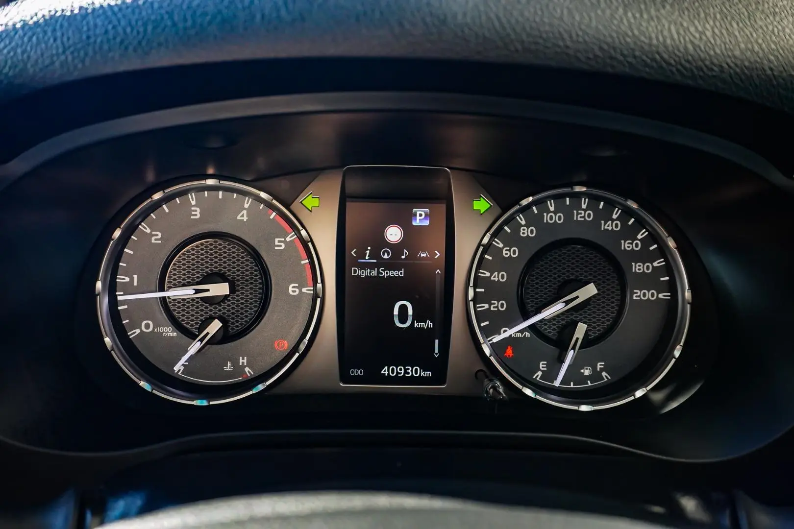 2022 Toyota Hilux Gallery Image 17