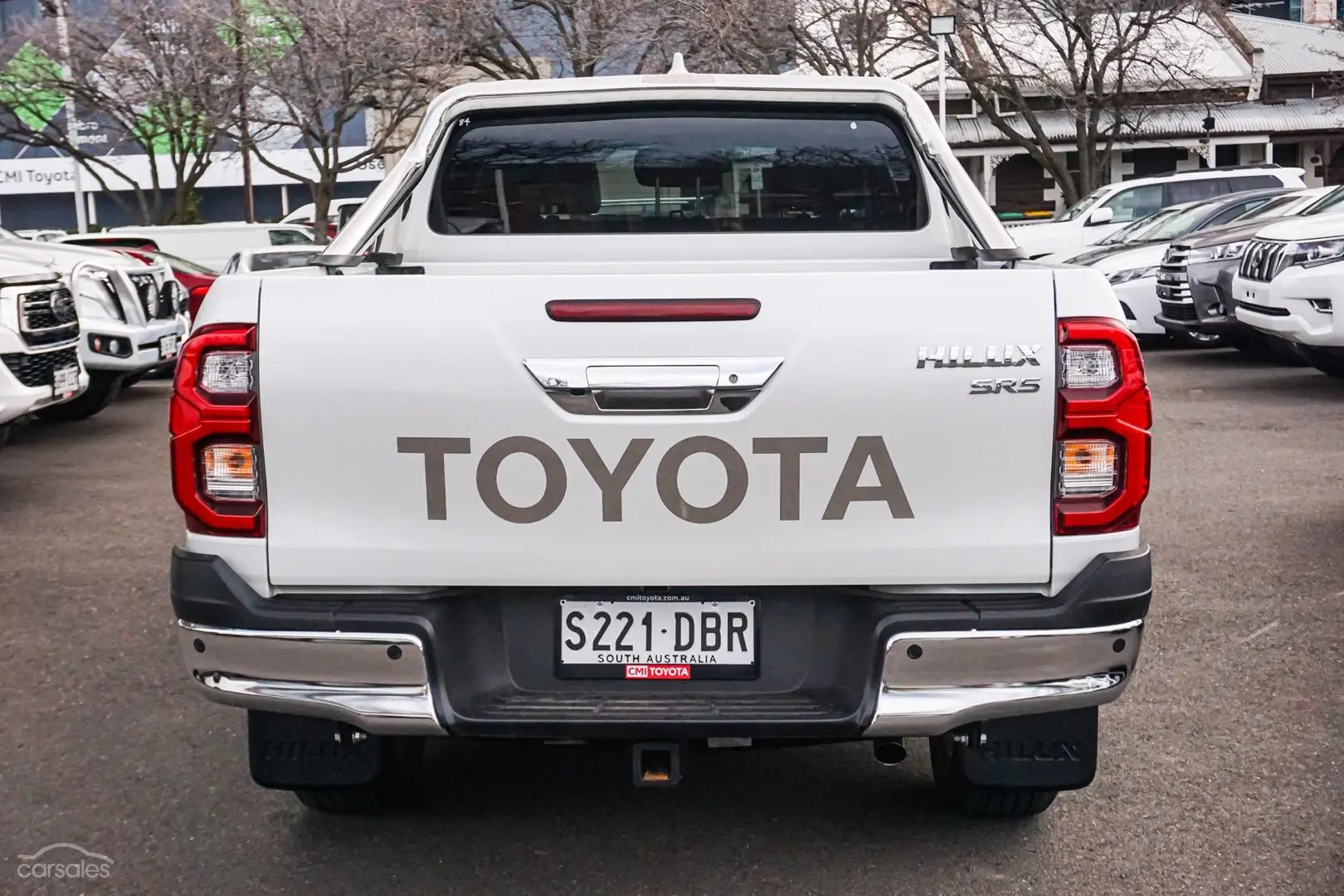 2022 Toyota Hilux Image 6