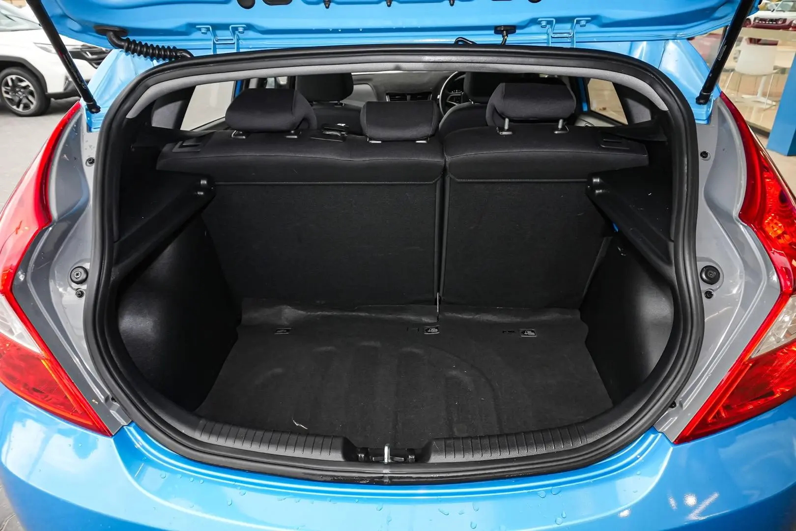 2018 Hyundai Accent Gallery Image 11