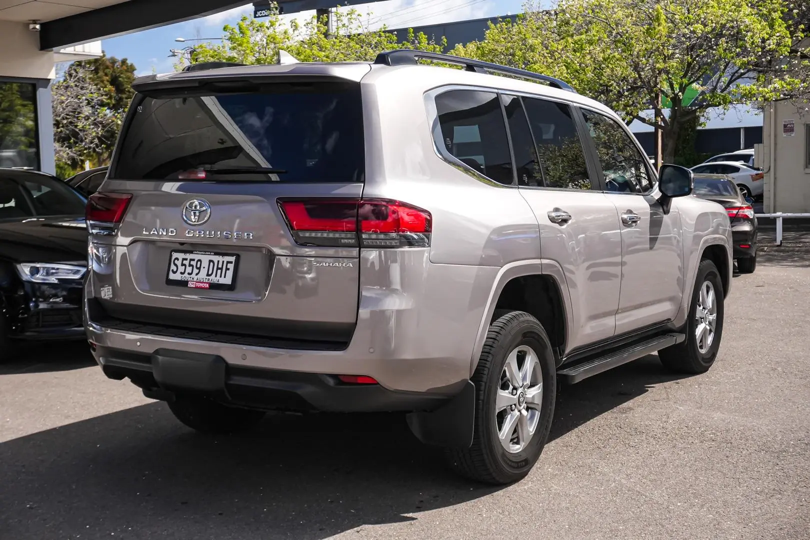 2022 Toyota Landcruiser Gallery Image 3