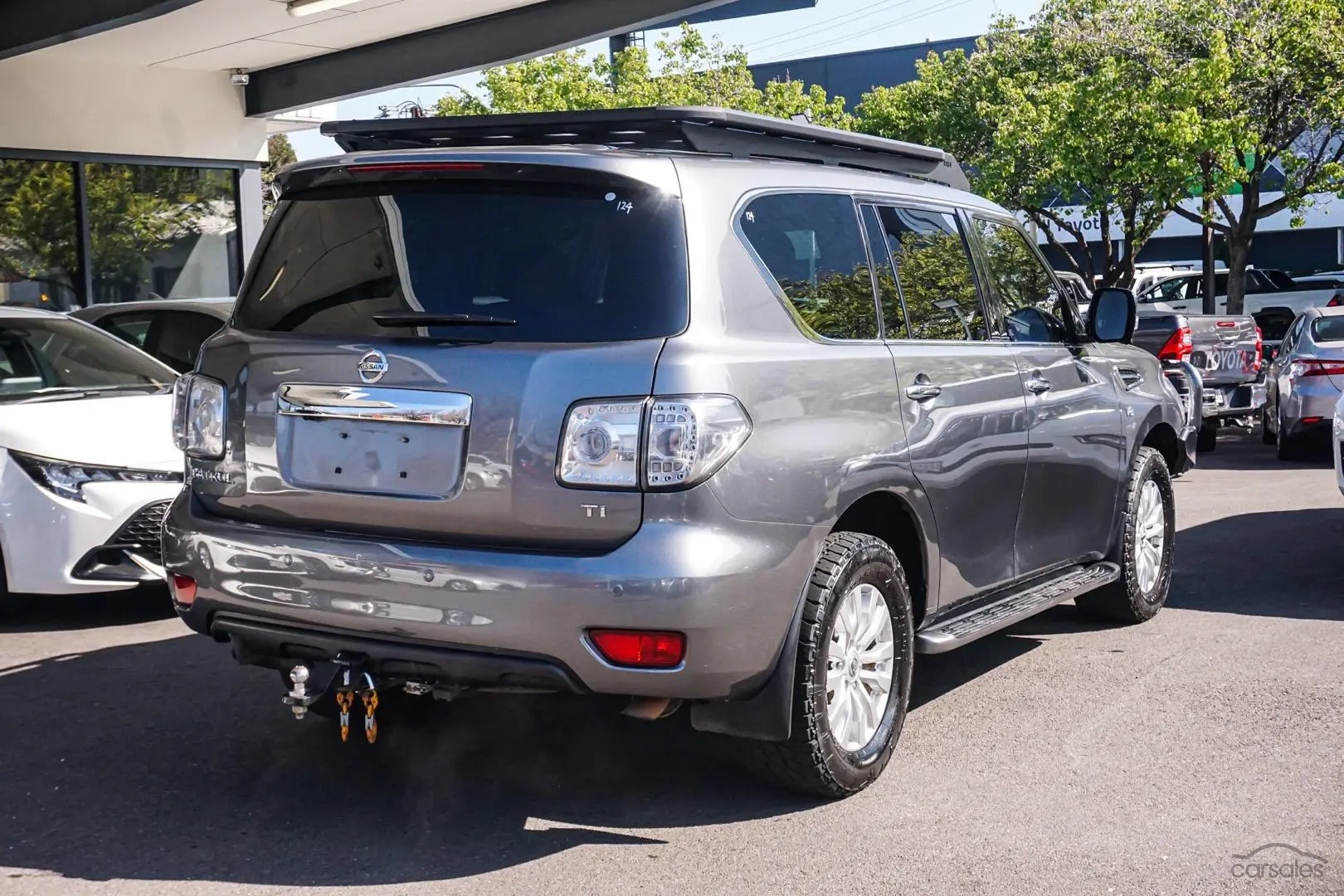 2019 Nissan Patrol Image 3