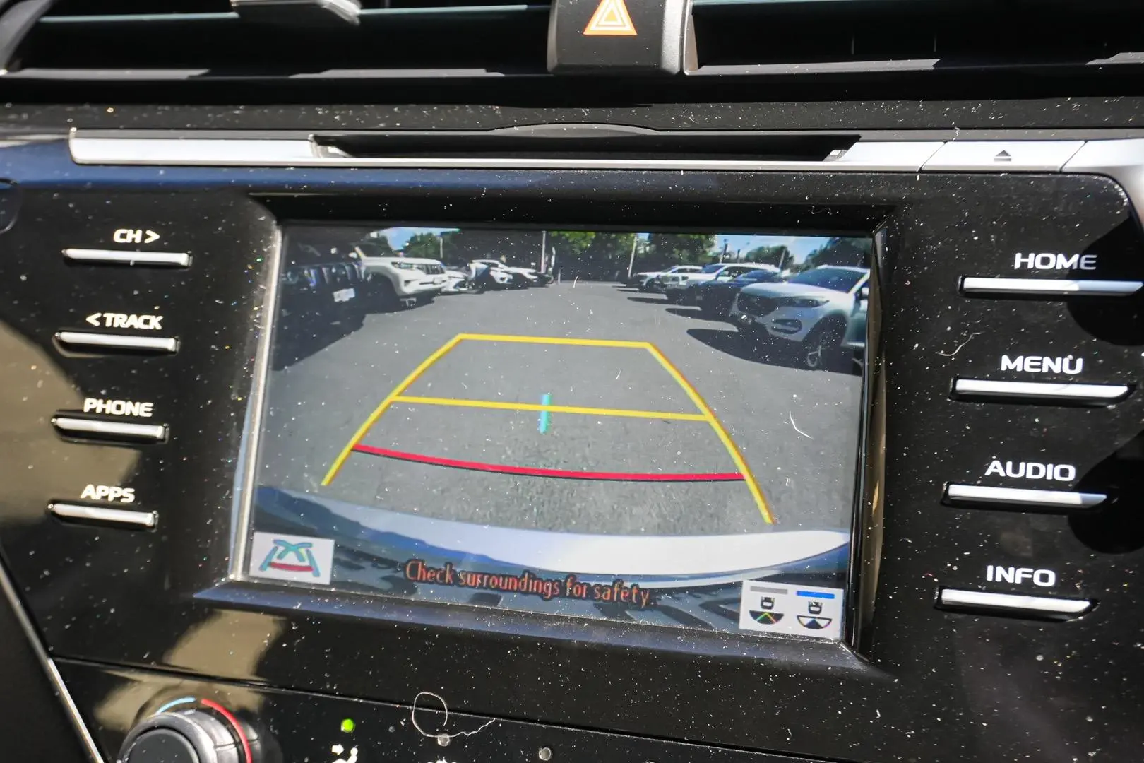 2018 Toyota Camry Gallery Image 21