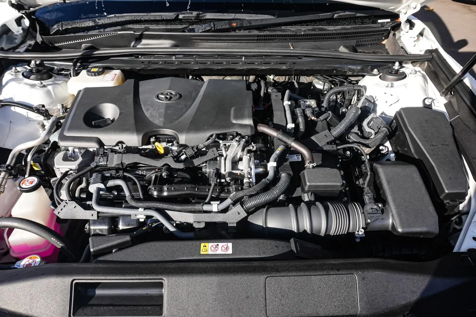 2019 Toyota Camry Gallery Image 23