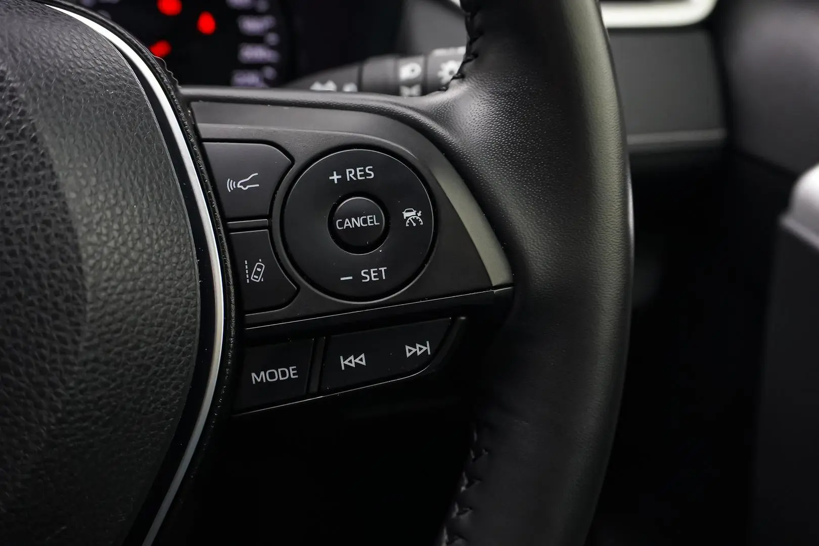 2022 Toyota RAV4 Gallery Image 18