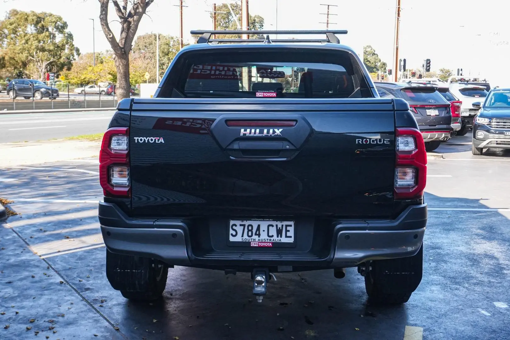 2023 Toyota Hilux Gallery Image 6