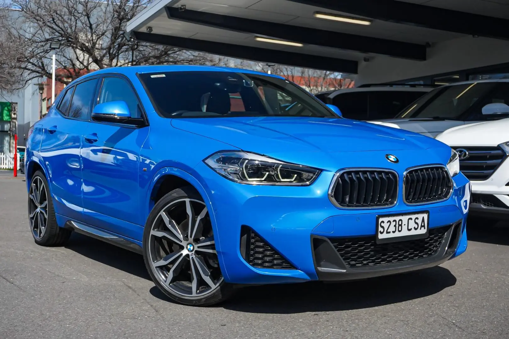 2022 BMW X2 Gallery Image 2