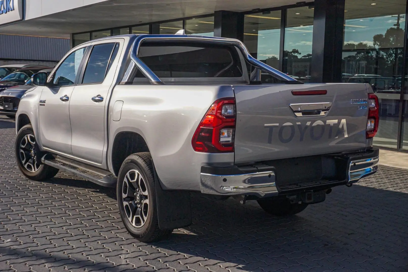 2022 Toyota Hilux Gallery Image 3