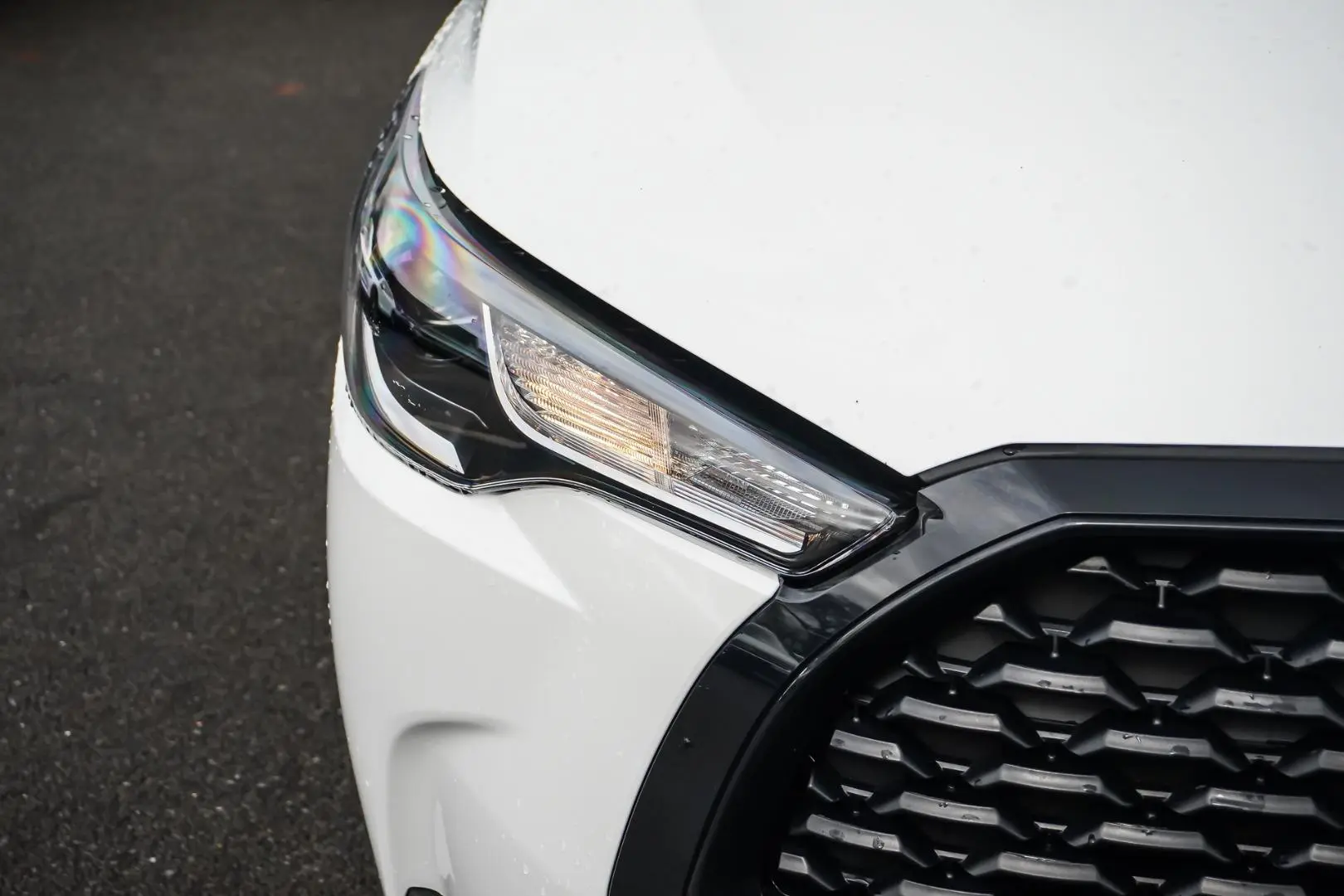 2025 Toyota Corolla Cross Gallery Image 13
