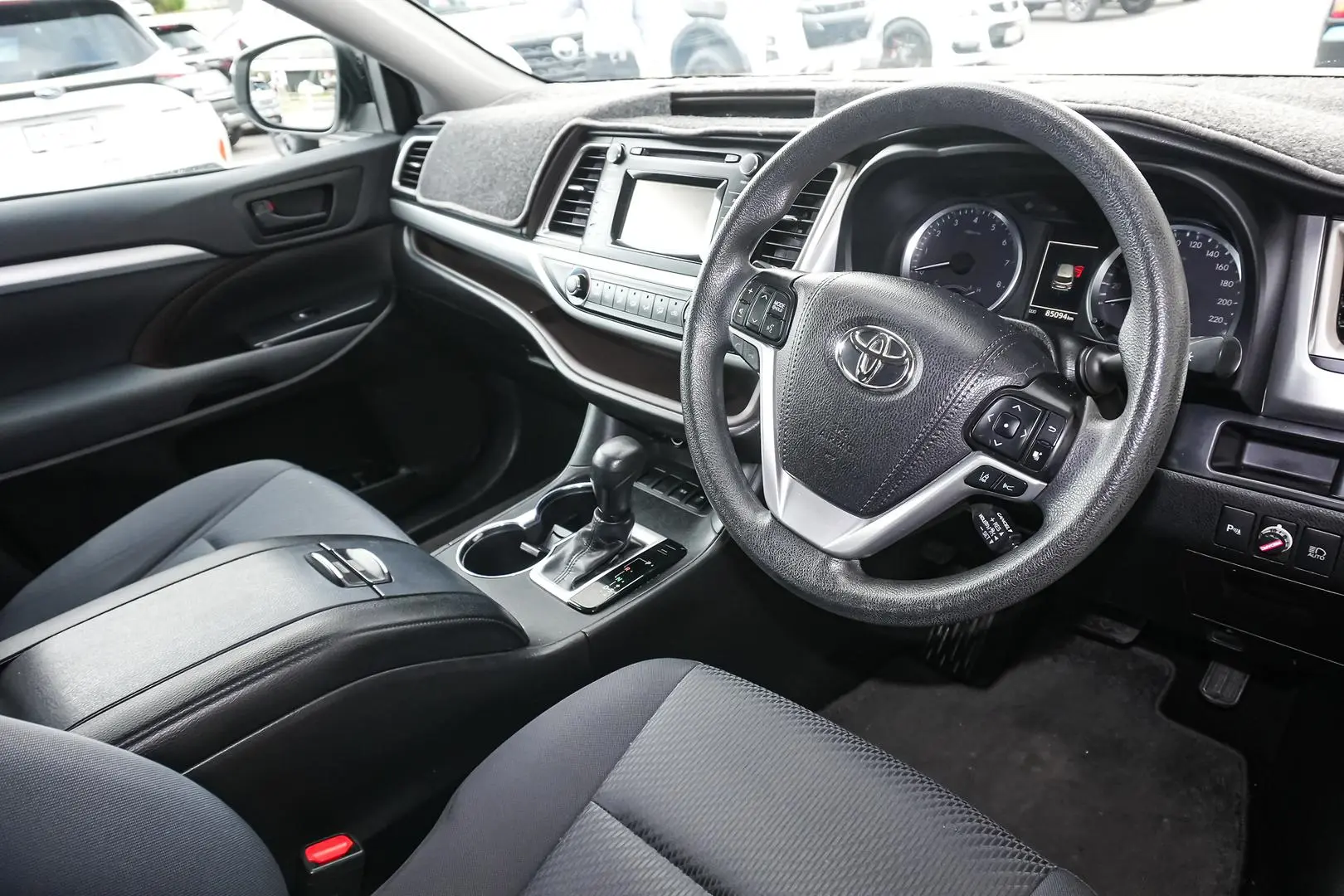 2019 Toyota Kluger Gallery Image 7