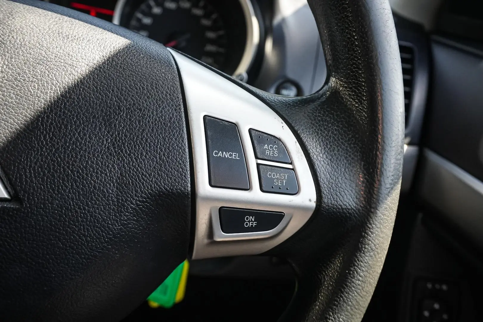 2014 Mitsubishi Lancer Gallery Image 19