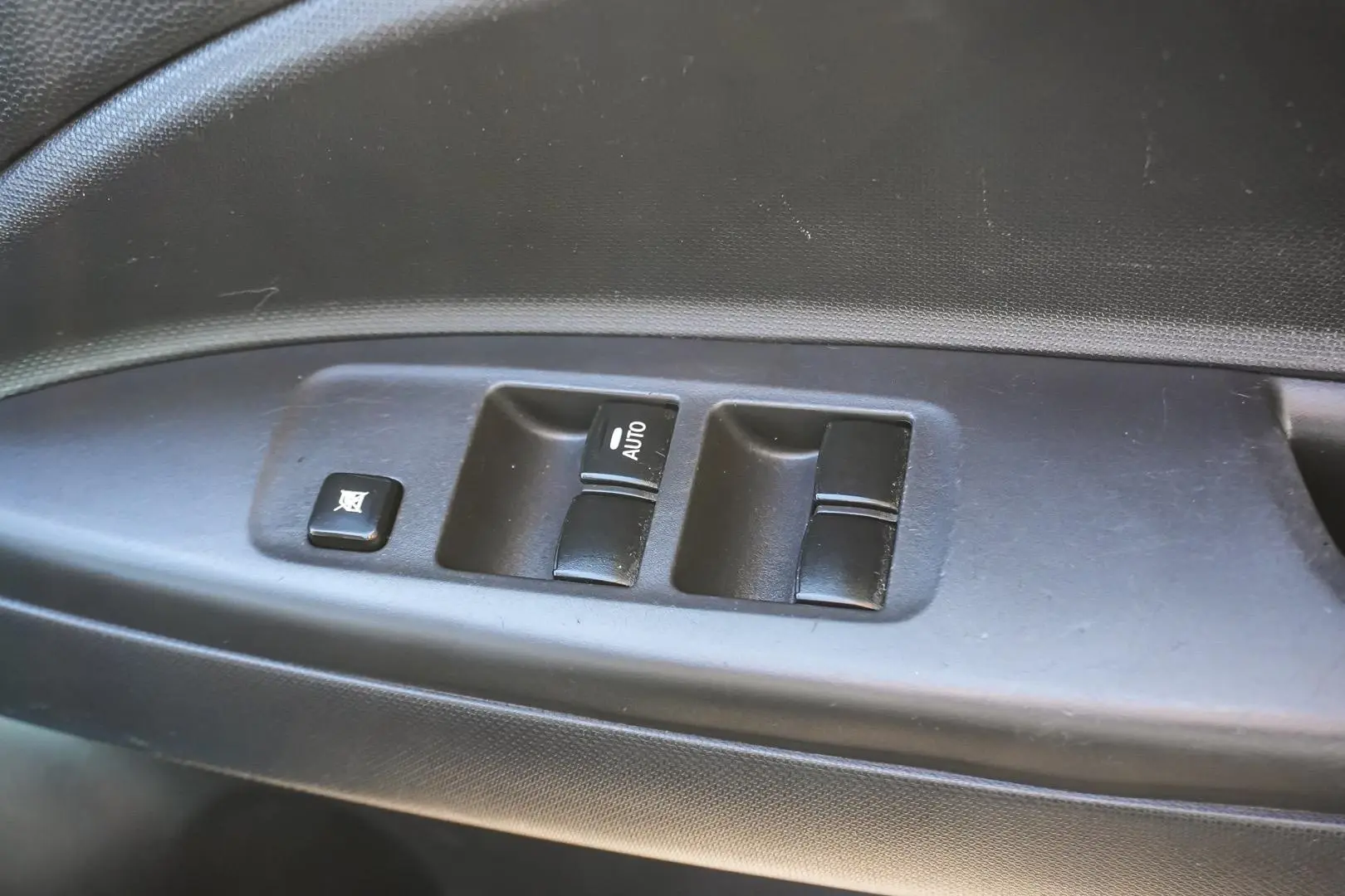 2021 Mitsubishi Mirage Gallery Image 16