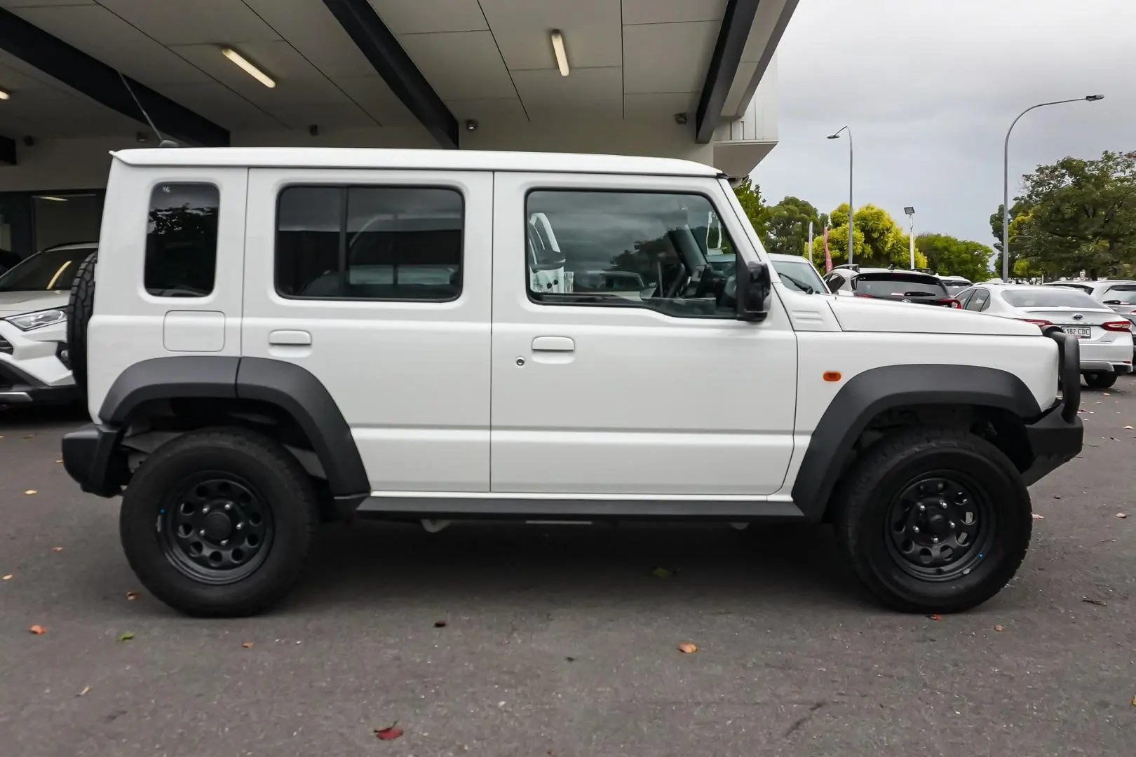 2024 Suzuki Jimny Gallery Image 4