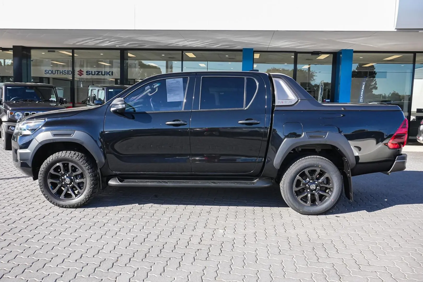 2022 Toyota Hilux Gallery Image 4