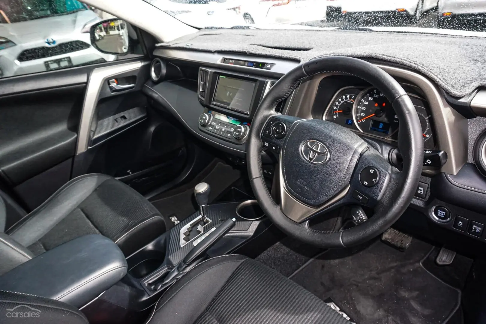 2014 Toyota RAV4 Image 6