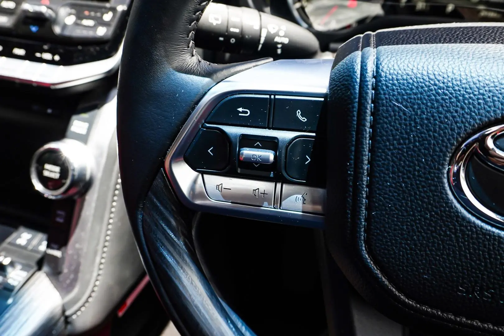 2024 Toyota Landcruiser Gallery Image 23