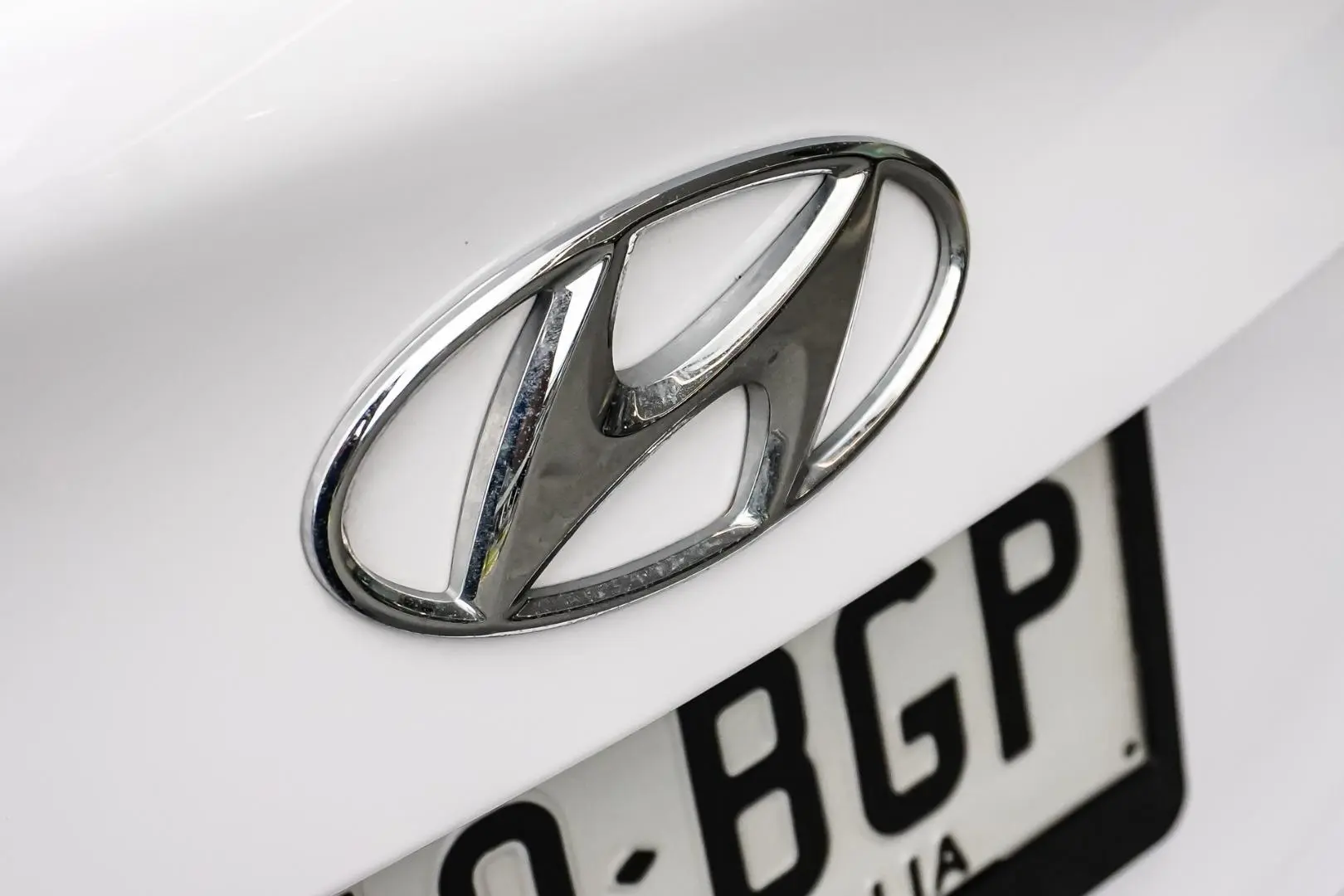 2014 Hyundai Elantra Gallery Image 16