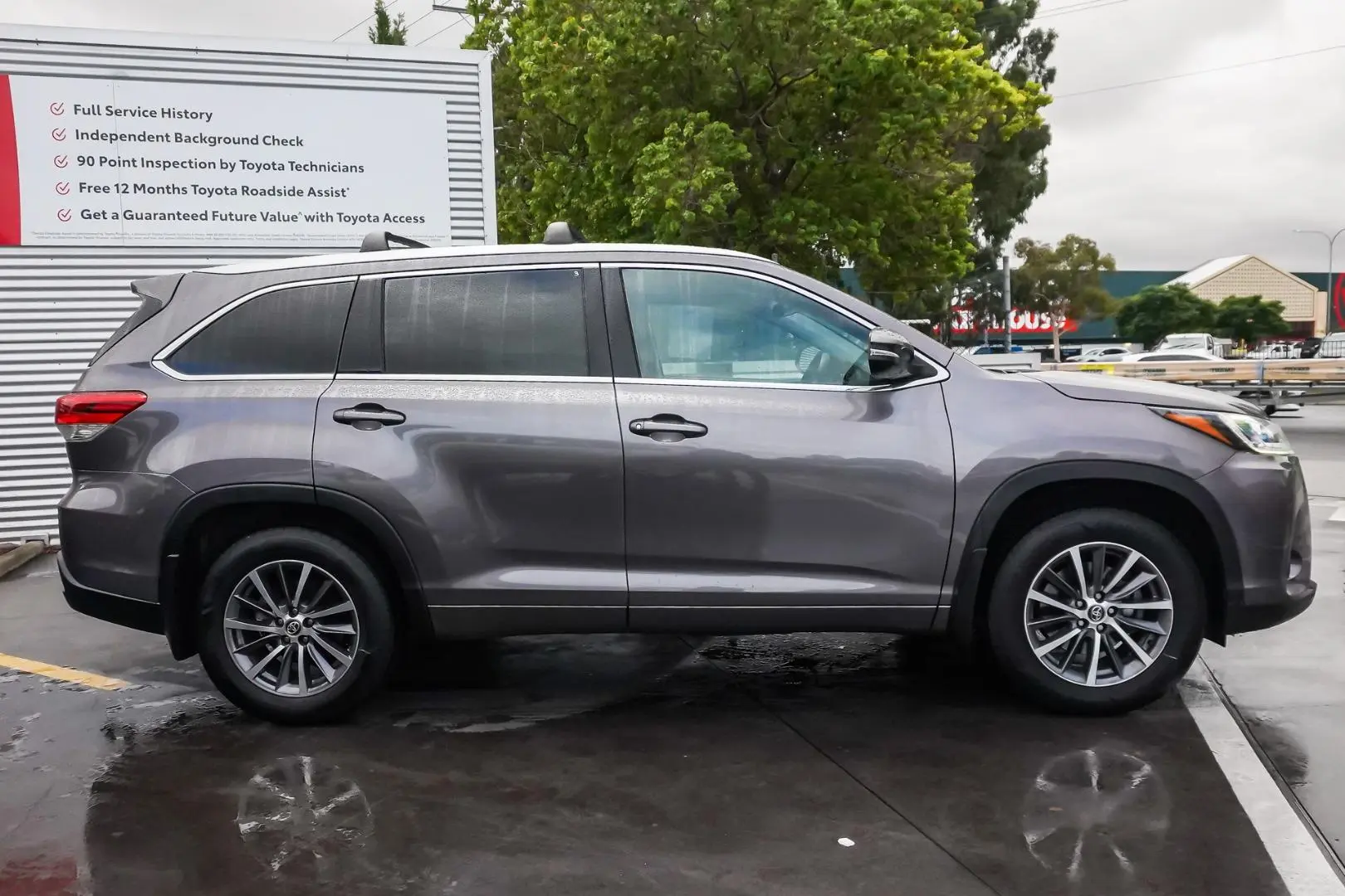 2019 Toyota Kluger Gallery Image 4