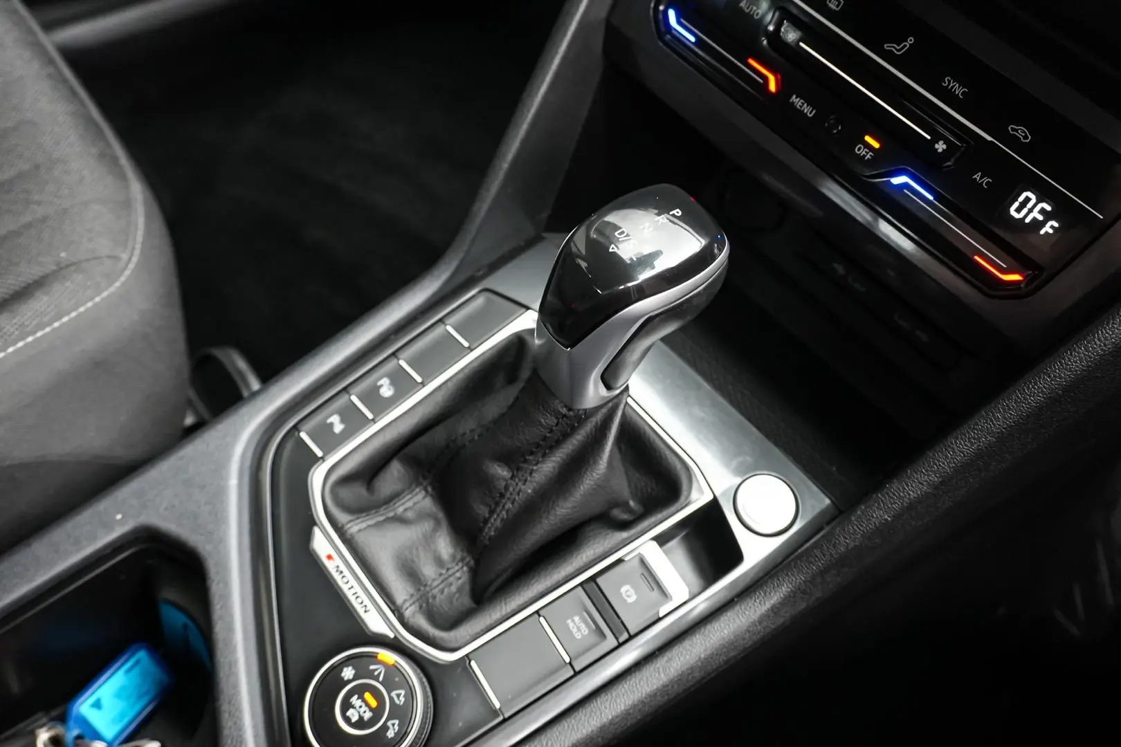 2022 Volkswagen Tiguan Gallery Image 18