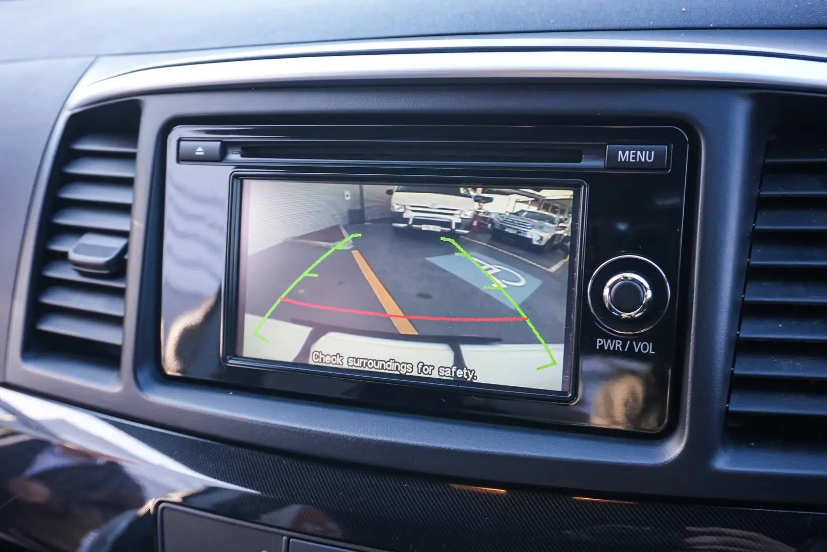 2017 Mitsubishi Lancer Gallery Image 21