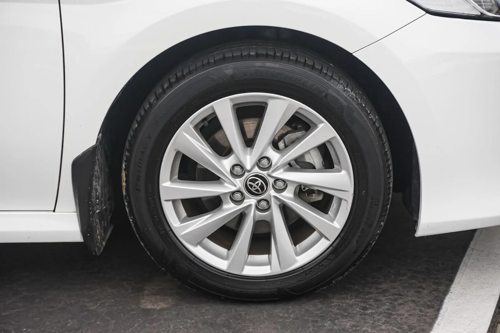 2021 Toyota Camry Gallery Image 12