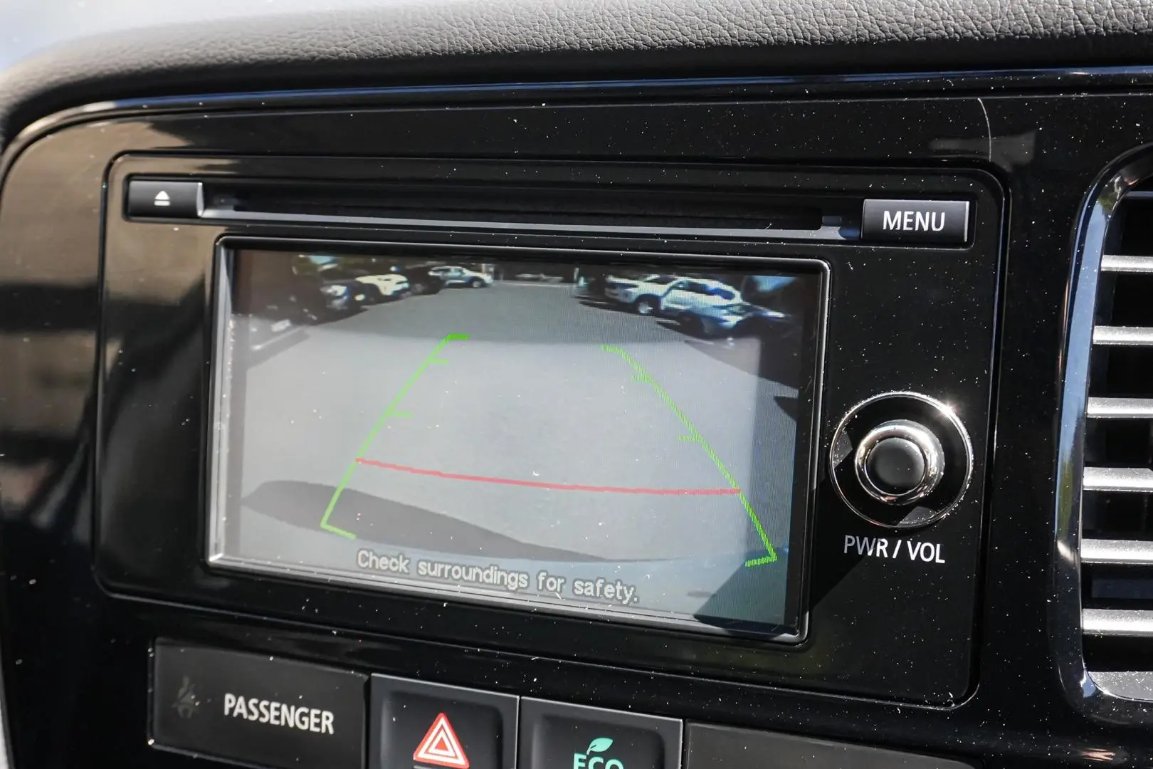 2016 Mitsubishi Outlander Gallery Image 21