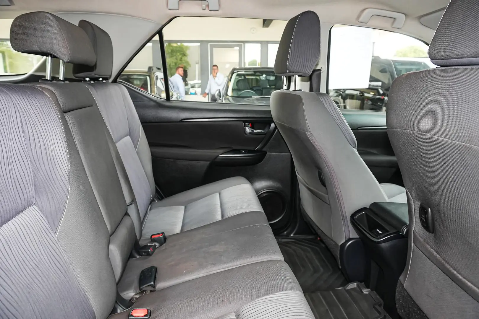 2022 Toyota Fortuner Gallery Image 14