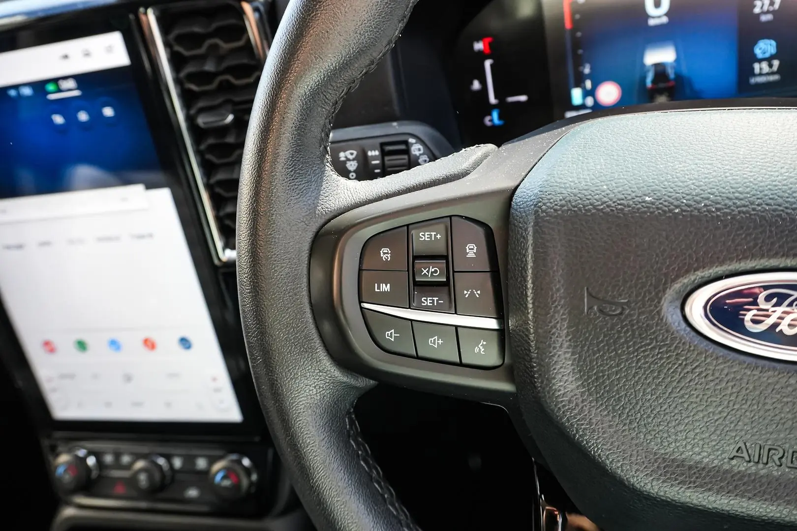 2024 Ford Everest Gallery Image 19