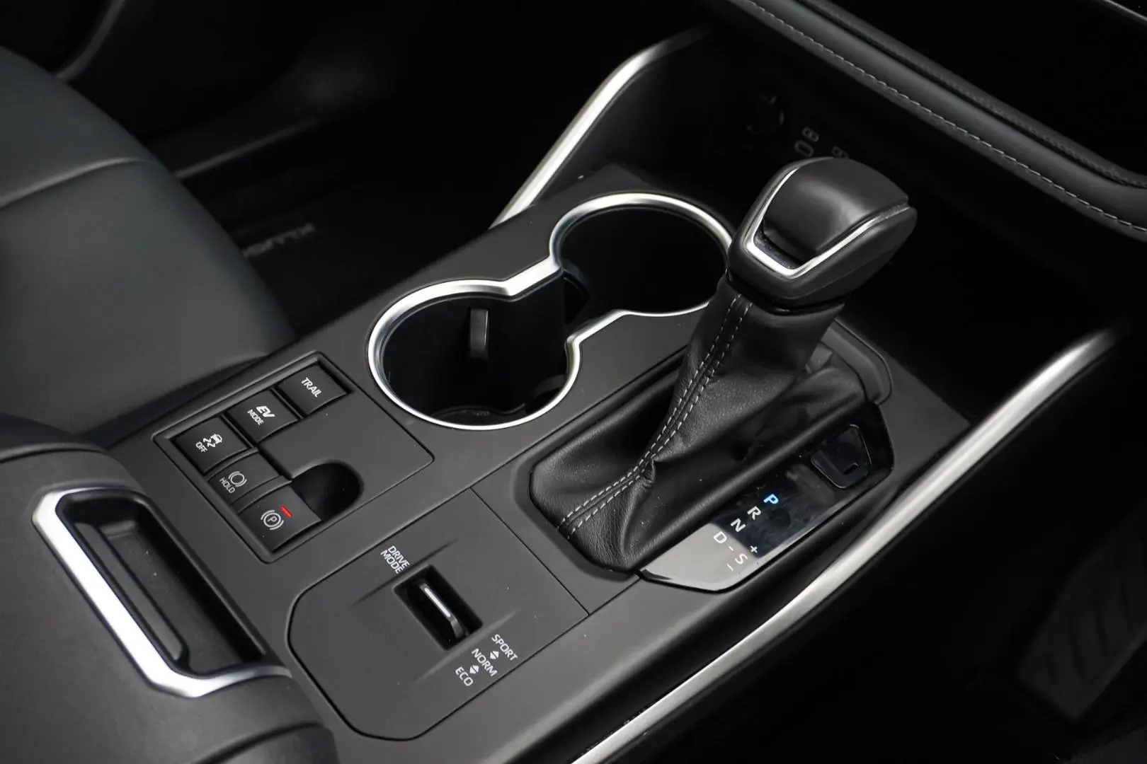 2023 Toyota Kluger Gallery Image 17