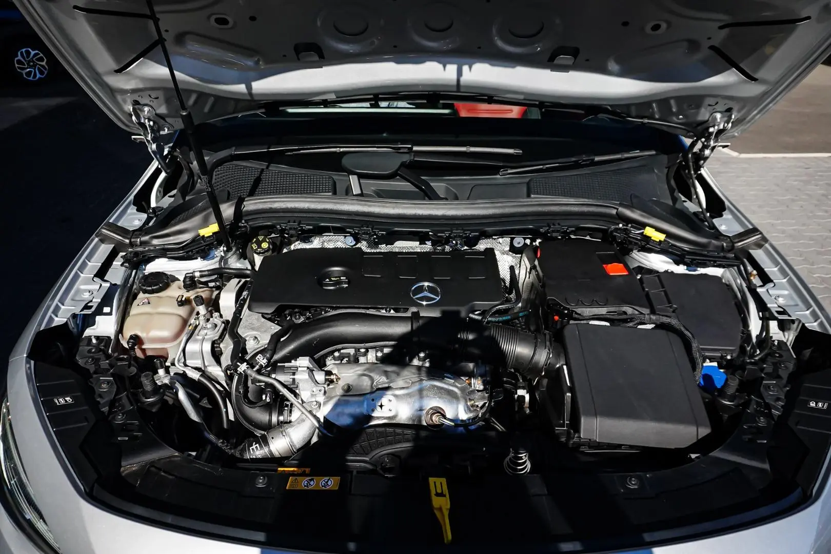 2020 Mercedes-Benz GLA-Class Gallery Image 25