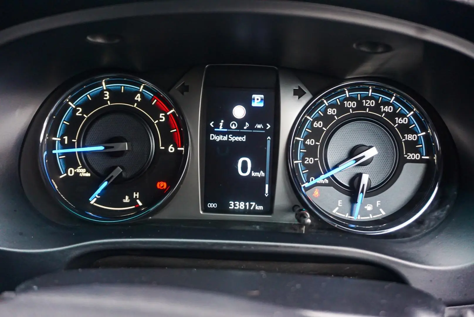 2023 Toyota Hilux Gallery Image 15