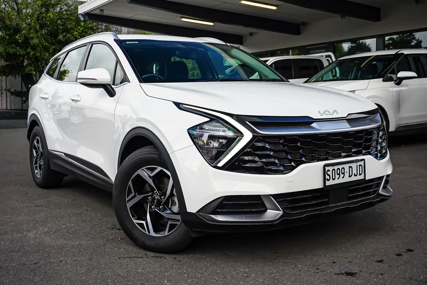 2023 Kia Sportage Gallery Image 2