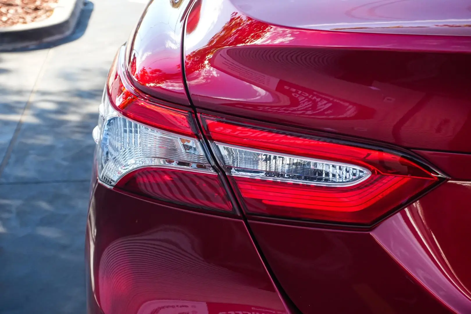 2018 Toyota Camry Gallery Image 13