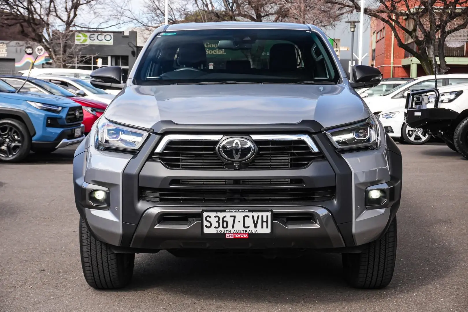 2023 Toyota Hilux Gallery Image 4