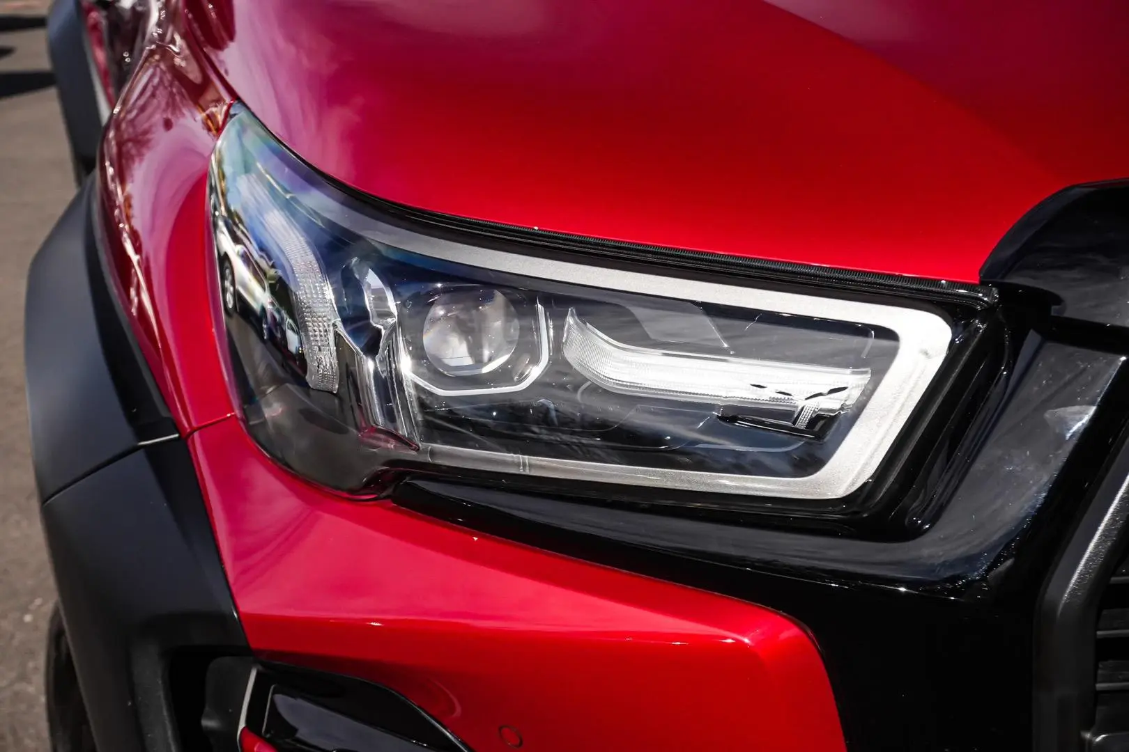 2023 Toyota Hilux Gallery Image 11