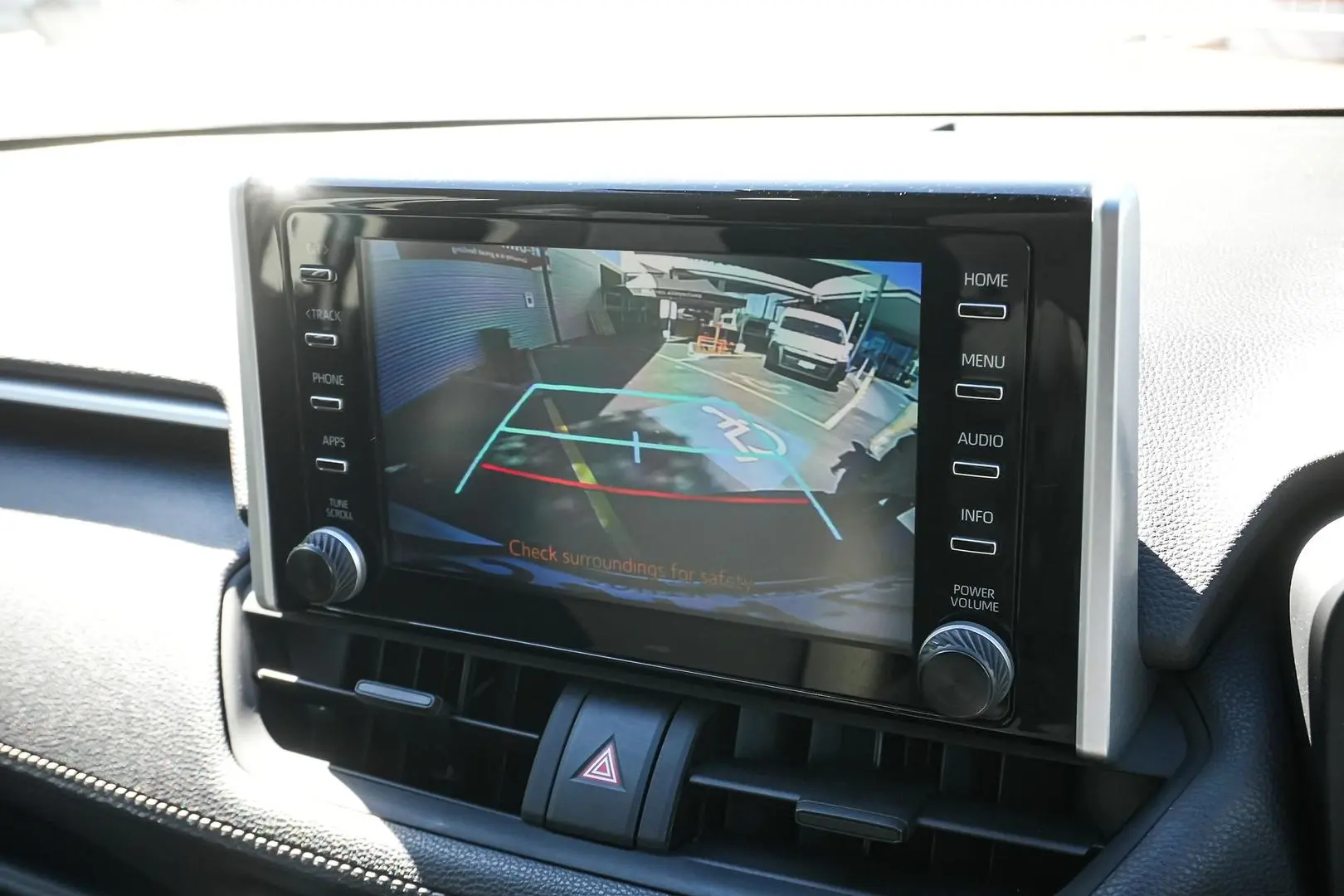 2022 Toyota RAV4 Gallery Image 21