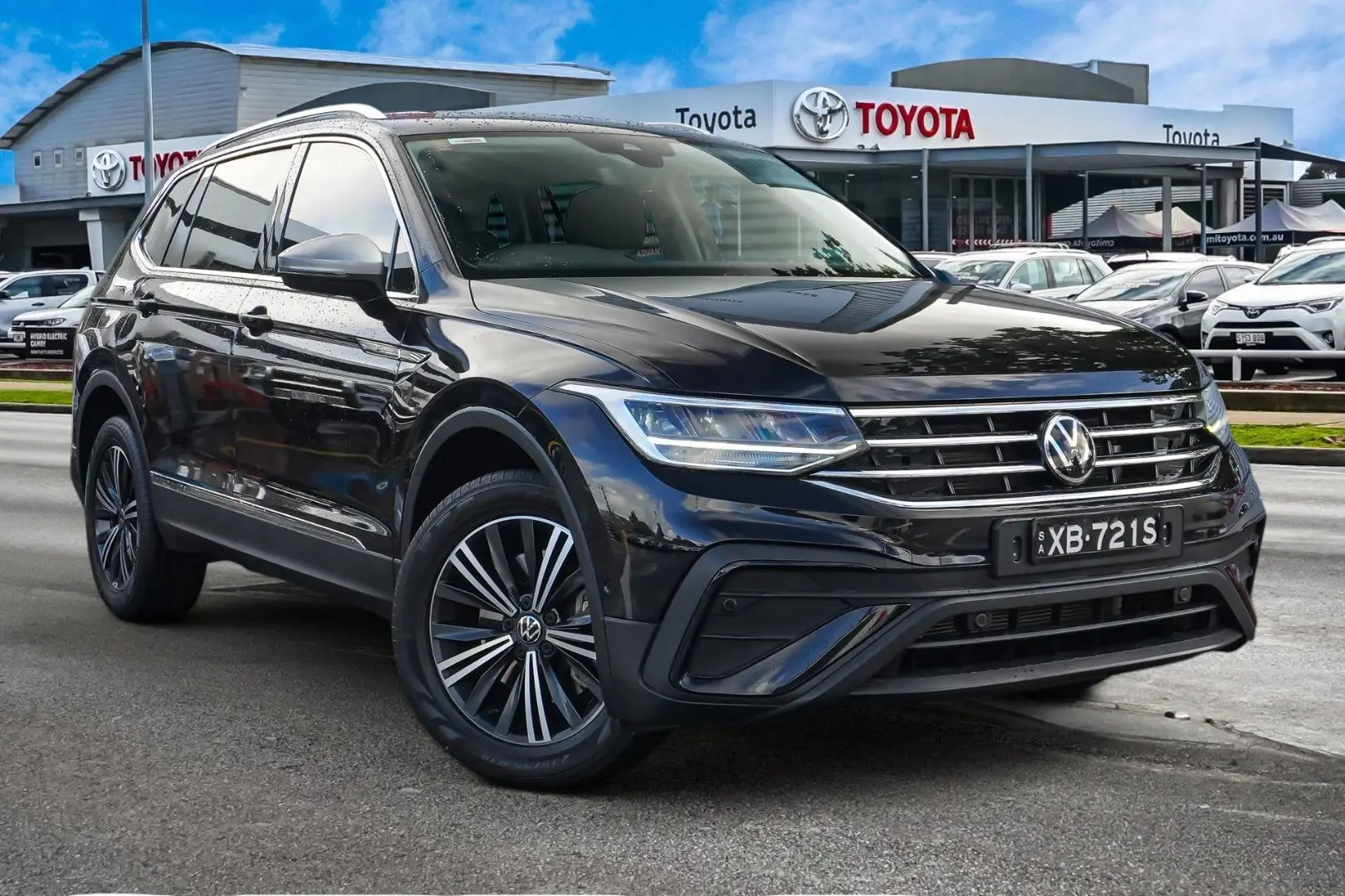 2022 Volkswagen Tiguan Image
