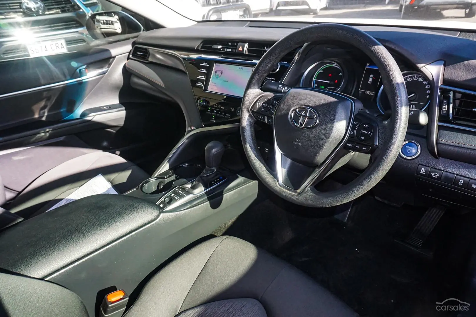 2019 Toyota Camry Image 7