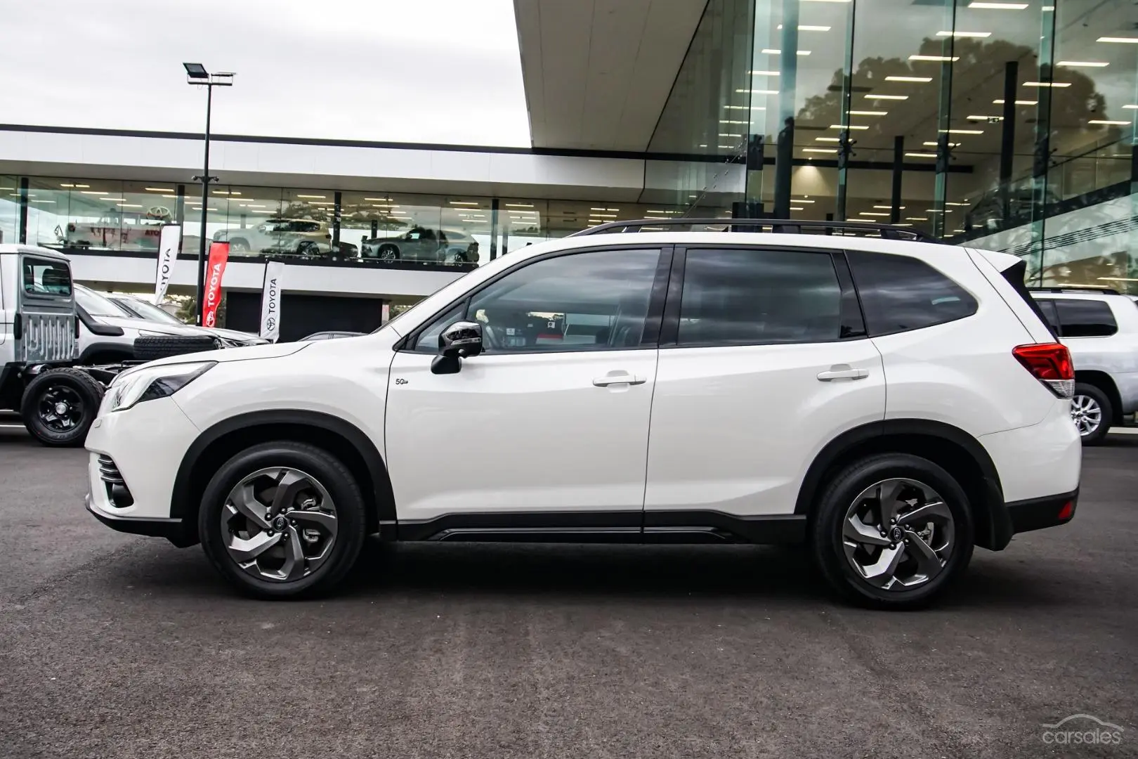 2023 Subaru Forester Image 3